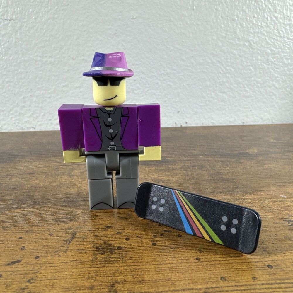 ROBL0X PRISMAN Series 4 Figure COMPLETE Purple Hat + Skateboard (NO CODE)